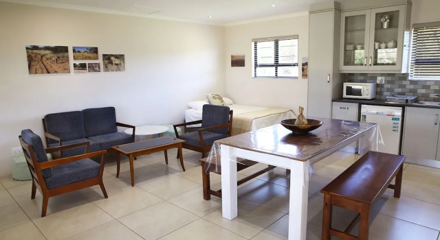 Семейный коттедж с 2 комнатами Mayfair Farm Cottages