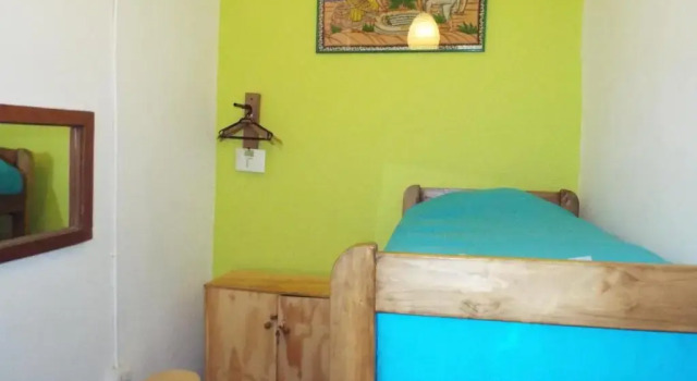 Кровать в общем номере Hostal Casa Verde Limón