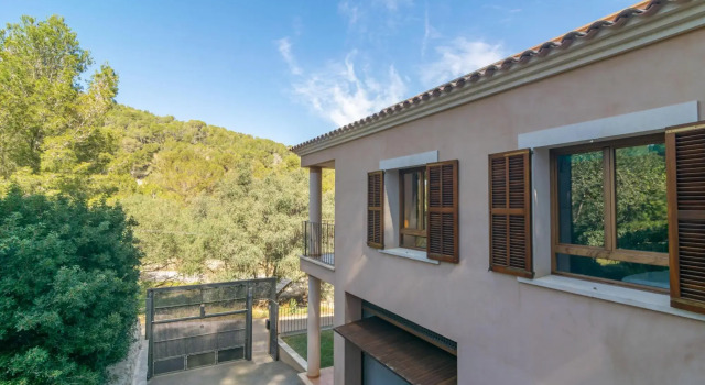 S'ARBOCERA - Modern house with private pool and garden near the beach. Free WIFI., Book Hotel Capdepera Majorca