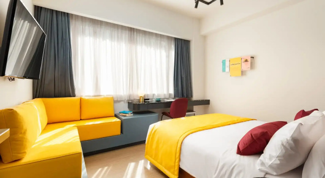 Полулюкс COLORS Hotel Athens