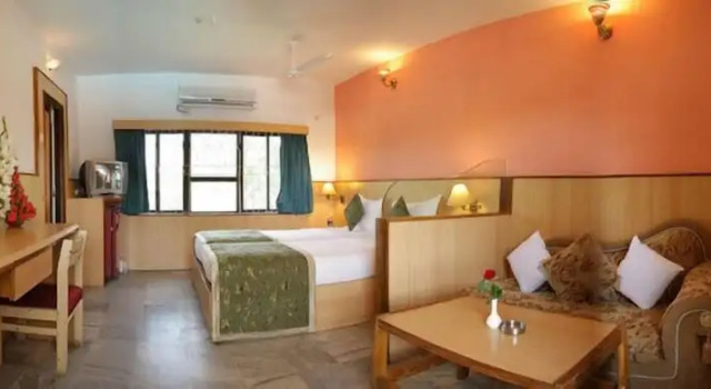 Номер Standard Hotel Mamallaa Heritage
