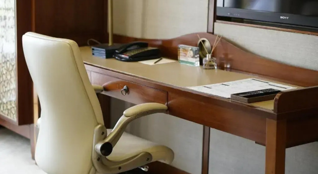 Четырёхместный номер Deluxe с балконом и с видом на озеро Sheraton Qingyuan Lion Lake Resort