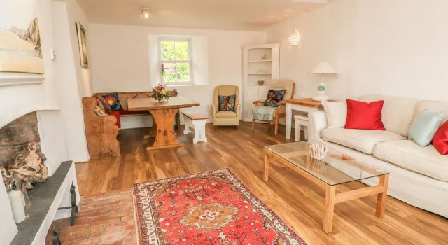 Polsue Cottage, Book Vacation Home Truro Cornwall