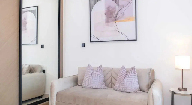 LUX The Modern Binghatti Canal Suite, Забронировать Апартаменты/квартира Отели Эмирата Дубая с парковкой, рядом с SEGA Republic, Парковка