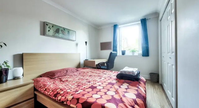Comfortable Apartment Next To Holyrood Park, Забронировать Апартаменты/квартира Апартаменты Эдинбурга, рядом с Холирудское абатство, Апартаменты/квартира