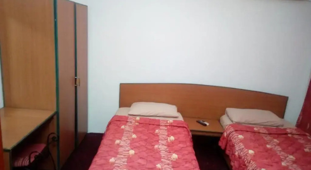 Pat în dormitor Arabesque Hostel