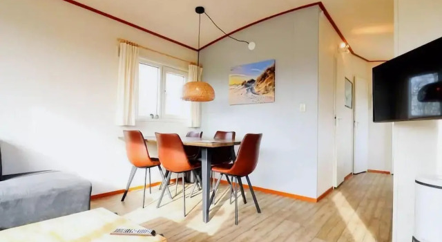 Restful Dune Chalet in Hollum