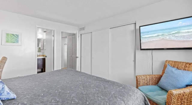 Colony Beach Club 121