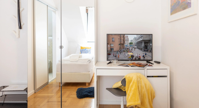 Newly Refurbished Studio Near City Center, Reservar Casa de férias Casas de campo em Zagreb, Casa de campo / Cottage