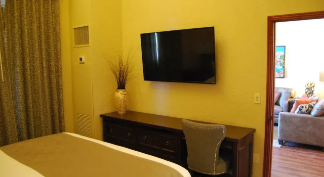 White Pines 1-BD at Westgate - Cloud 9, Забронировать Отель Отели Парк-Сити с парковкой, рядом с Canyons Parking Lot, Парковка
