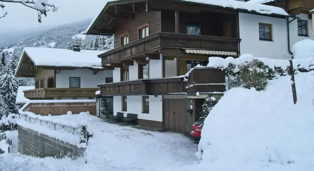 Апартаменты с балконом Apartment Near Zillertal ski Area