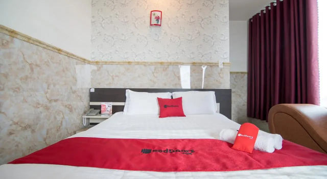 RedDoorz Plus Near Mien Tay Bus Station 2, Забронировать Отель Отели Хошимина 3 звезды, 3*