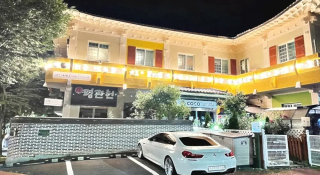Gyeongju Pyeonggwanhun Guest House, Забронировать Гостевой дом Отели провинции Кёнсан-Пукто с парковкой, Парковка