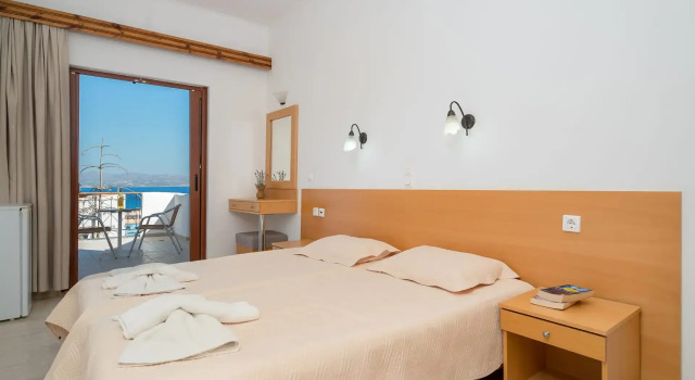 Номер Superior Adonis Hotel