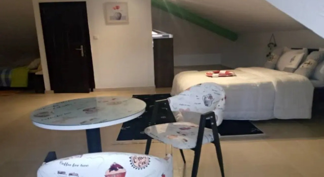 Residence Divine Palace, Boek Hotel Hotels in Abidjan met parkeren, Parkeren