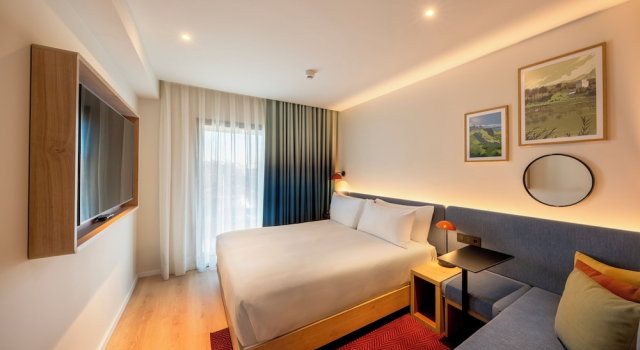 Номер Superior Hampton By Hilton Alicante Airport