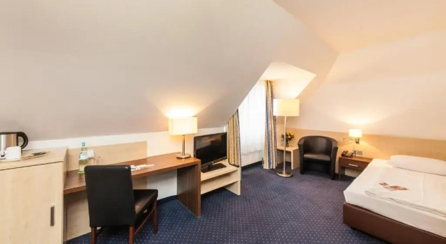 Одноместный номер Economy Garner Hotel Cologne Porz - Airport by IHG