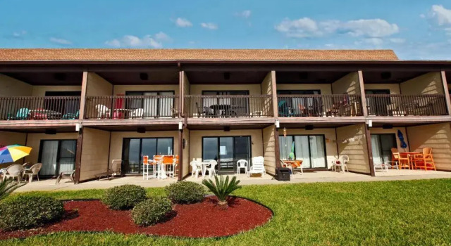 Polynesian Village 211, Забронировать Курортный отель Курортные отели Панама-Сити, рядом с Аквагалерея изобразительного искусства, Курортный отель