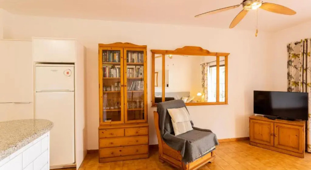 1 bedroom ground floor apartment, Book Apartment Hotels in Tenerife with Parking, Parking
