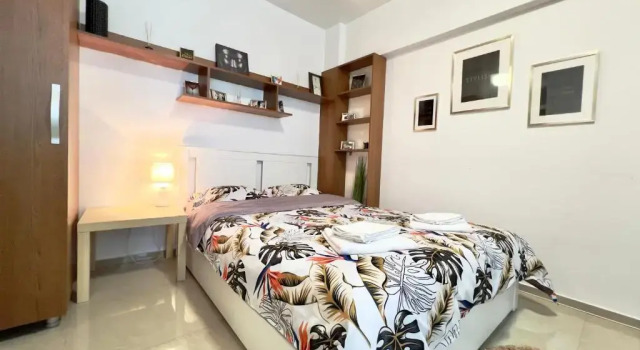 Апартаменты Omnia City Center Studio With Free Private Parking