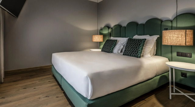 Mercure Lugo Centro, Забронировать Отель Луго Lugo Province, рядом с Центр исследования римских муров