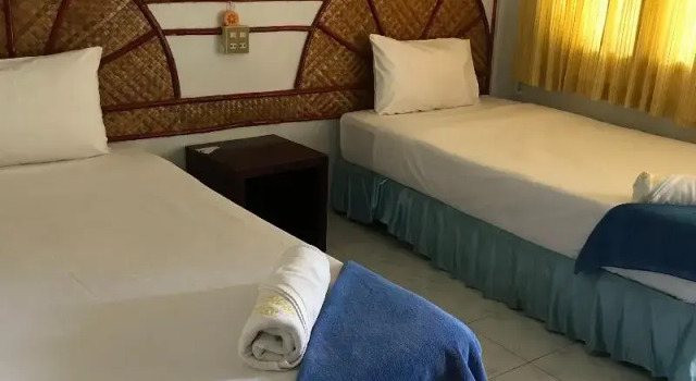 Двухместный номер Standard с балконом Sea Breeze Bungalow