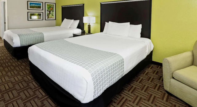 Четырёхместный номер Standard La Quinta by Wyndham Fruita