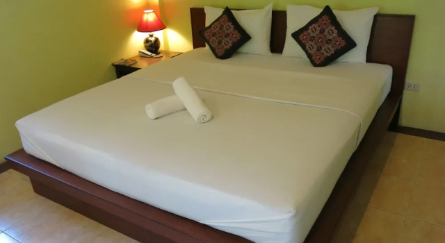 Номер Superior Baan La Poon Hotel