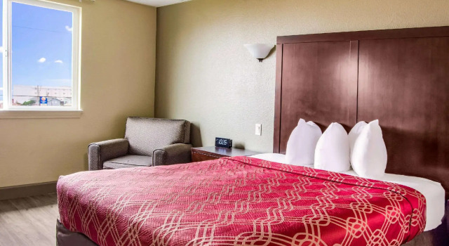 Двухместный номер Standard Econo Lodge Newport