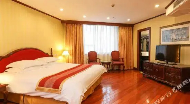 Люкс Deluxe Binjiang International Hotel