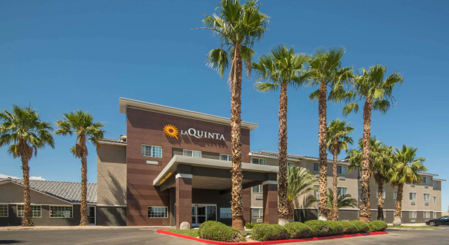 La Quinta Inn Las Vegas Nellis, Rezervați Hotel Nellis Statele Unite ale Americii