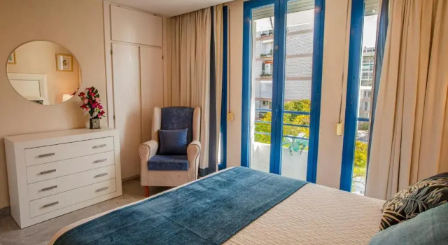 Duplex apartment on the beach 71, Забронировать Апартаменты/квартира Отели Марбелья с бассейном, рядом с Пляж Фонтанилла, Бассейн