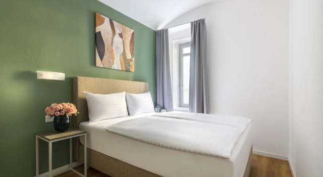 Hidden Art Boutique Residence by Dwellfort, Book Boutique Hotel Hoteller i Prag med parkering, nær Atrium Flora, Parkering