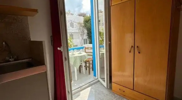 Студия с балконом Studios Matina