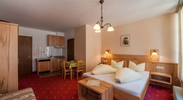 Garni Rustika, Rezervovat Hotel Hotely v Tyrolsko se snídaní, Snídaně