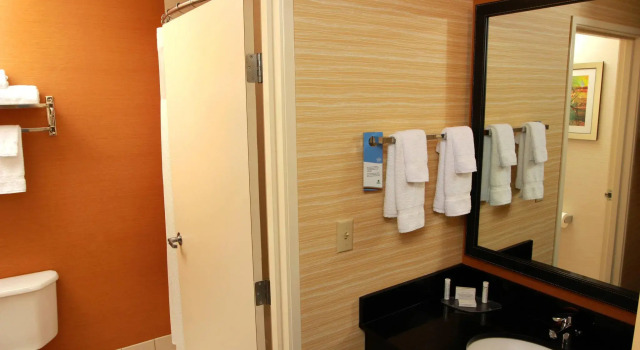 Четырёхместный номер Standard Spark By Hilton Traverse City