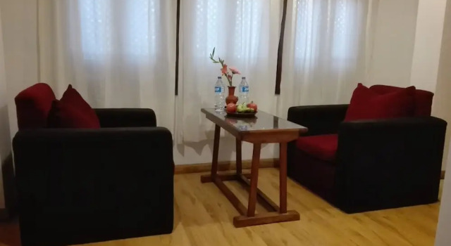 Двухместный номер Standard c 1 комнатой с балконом Sunny Guest House and Cafe