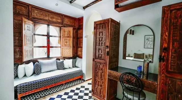 Camera Standard Riad NL&S Collection