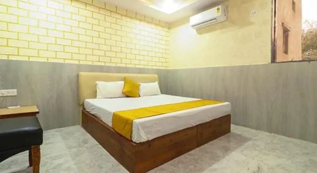 Номер Deluxe Super Hotel O Mall Road Gwalior Formerly Rama inn