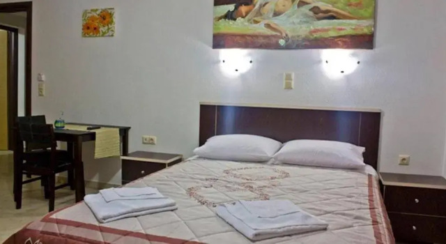 Vista Al Mar, Book Hotel Chrisi Akti 