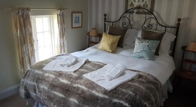 Meynell Mews, Book Hotel Derby Derbyshire