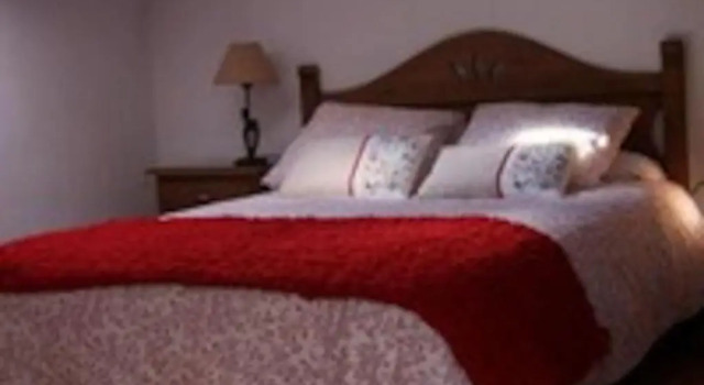 Casa Rural El Sauce. A 2,5 Km De Cuenca Capital, Book Hotel Hoteller i Cuenca Province med pool, Swimmingpool