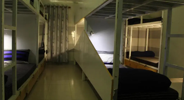 Кровать в общем номере DaLat Sky Hostel