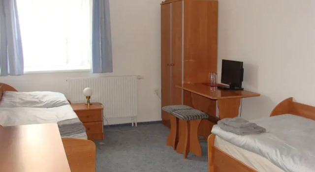 Hotel Lipnice, Rezerwuj Hotel Hotele w Central Bohemia z parkingiem, Parking
