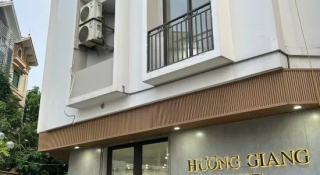 Huong Giang Hostel