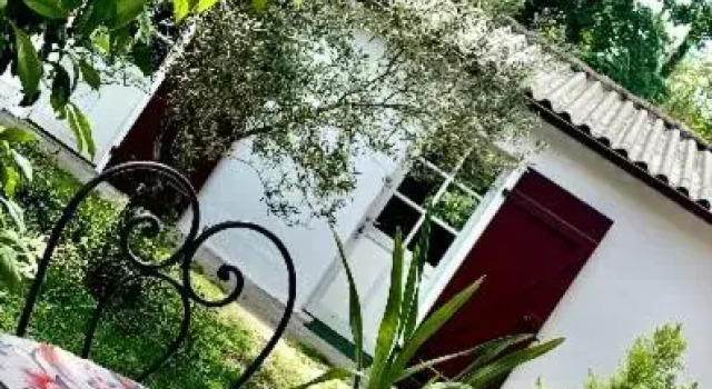 Studio rénové pour 1 ou 2 voyageurs, Buchen Sie Hostel Linxe Landes