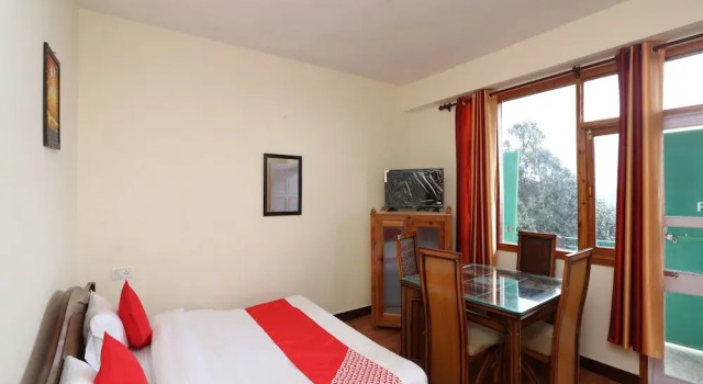 OYO 13317 Home Hill View 2BHK Mashobra