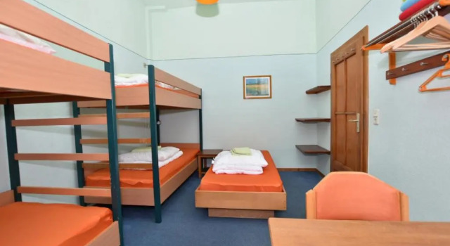 Herberge Orange - Hostel