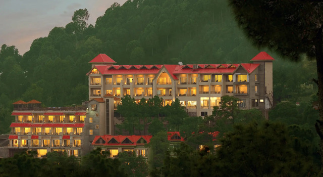 Glenview Resort Kasauli, a member of Radisson Individuals, Забронировать Курортный отель Отели штата Химачал-Прадеш 5 звезд, 5*