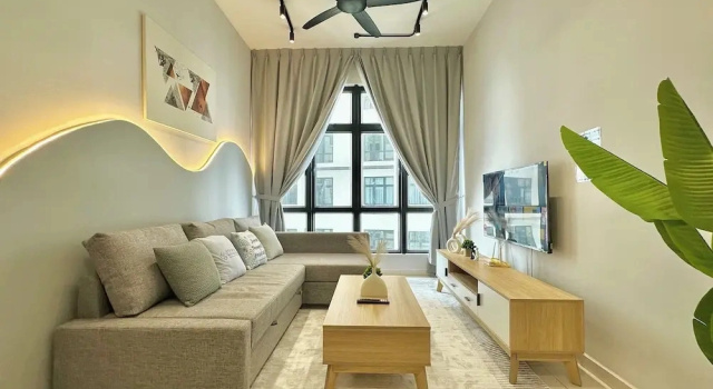 Апартаменты Luxury Space Residency KSL by Stayrene